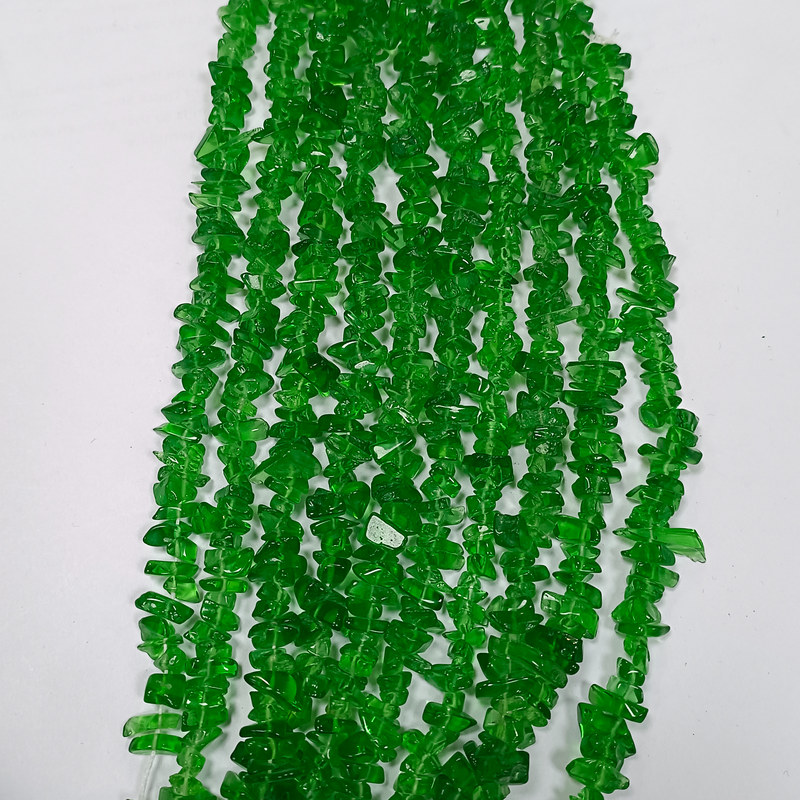 UNCUT GLASS BEADS CHIPS (Per line)