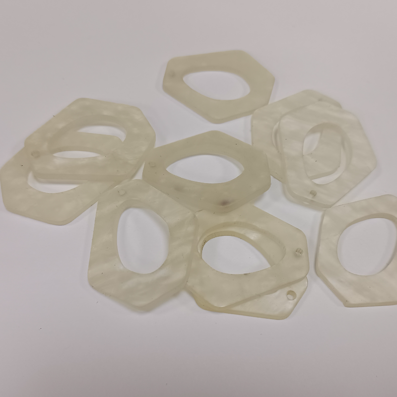 JEWELLERY FINDING ACRYLIC HOOPS PER PAIR