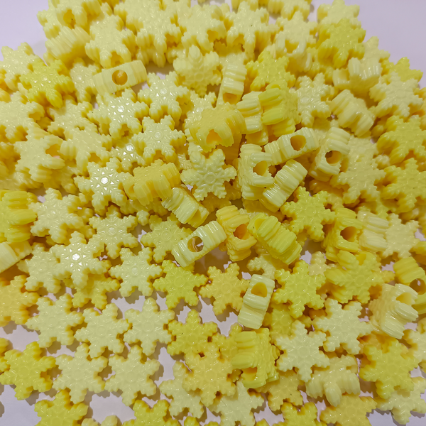 PASTEL BEADS SNOW FLAKE (PACK OF 10 GRAMS)