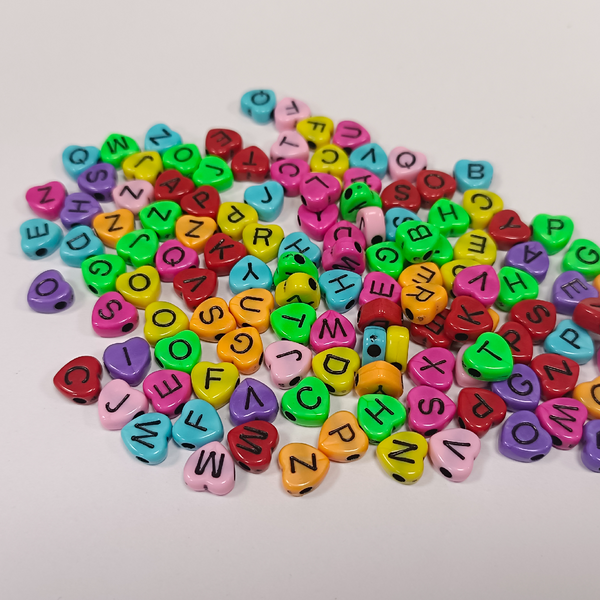 ACRYLIC BEADS ALPHABET HEART PACK( 40 pieces )